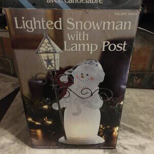 Lighted Snowman with Lamp Post